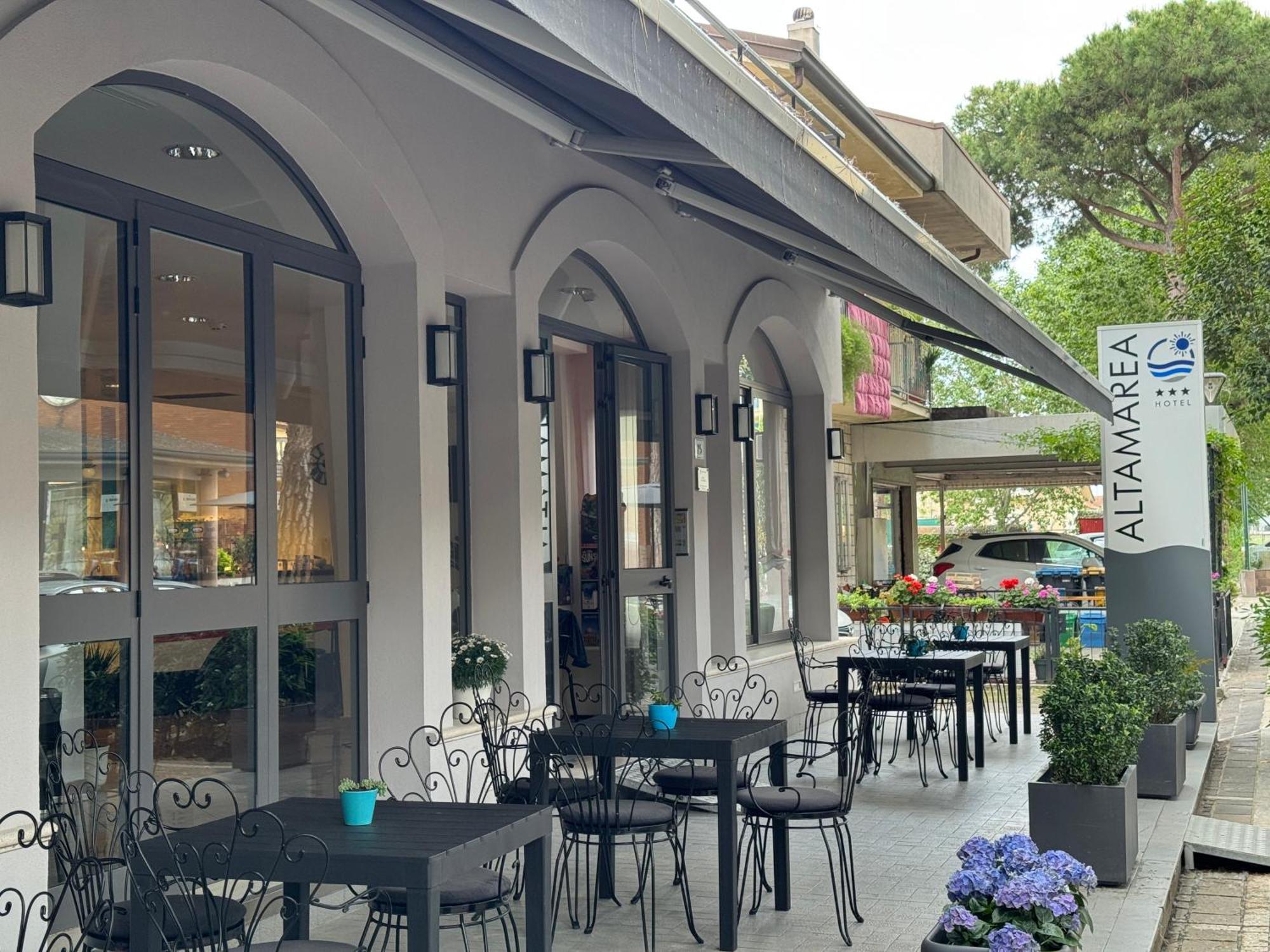 Hotel Altamarea Misano Adriatico Eksteriør bilde